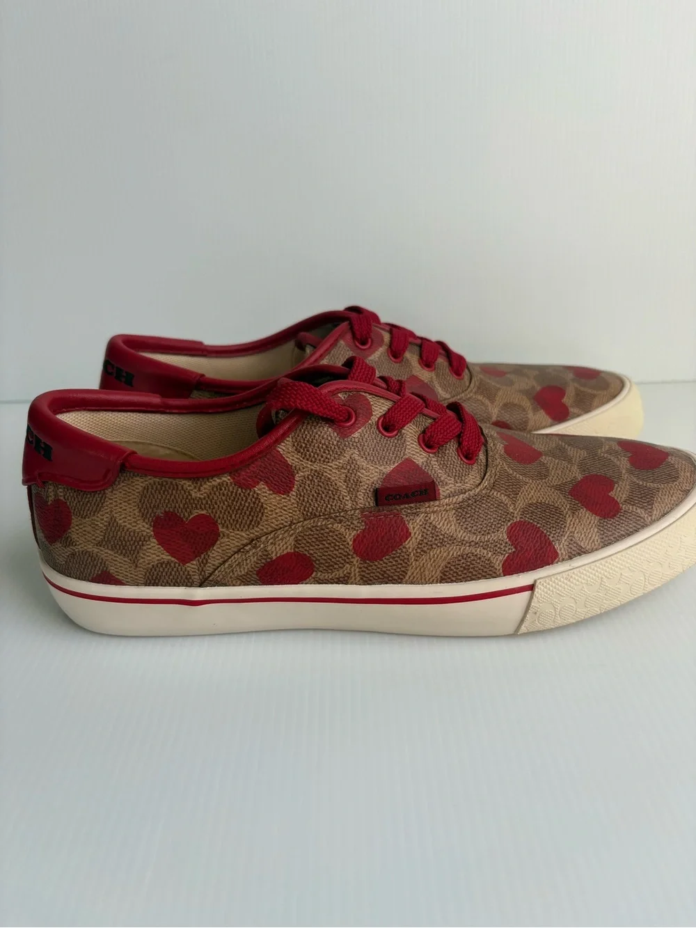 Coach City sole Skate Sneakers Coated Canvas Sz 8.5 B Electric Red Heart EUC